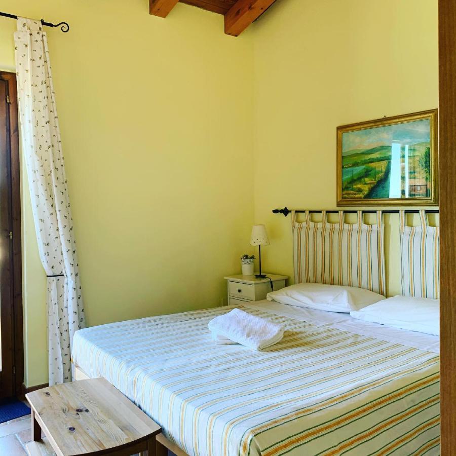مبيت وإفطار ساتورنيا Casale Terre Rosse المظهر الخارجي الصورة