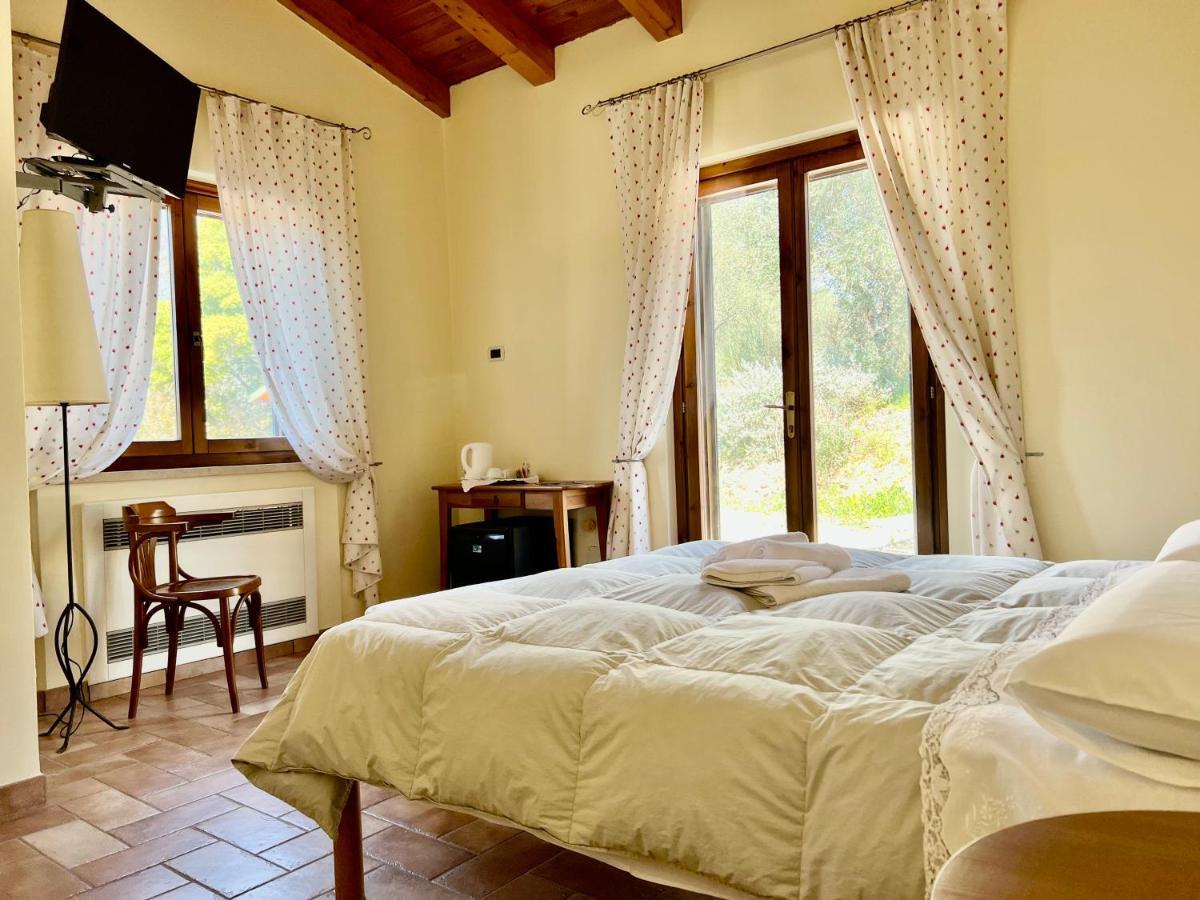 مبيت وإفطار ساتورنيا Casale Terre Rosse المظهر الخارجي الصورة