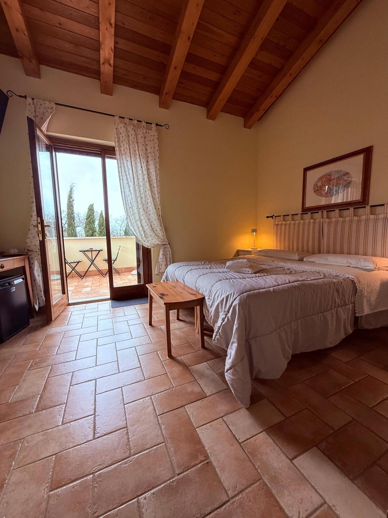مبيت وإفطار ساتورنيا Casale Terre Rosse المظهر الخارجي الصورة